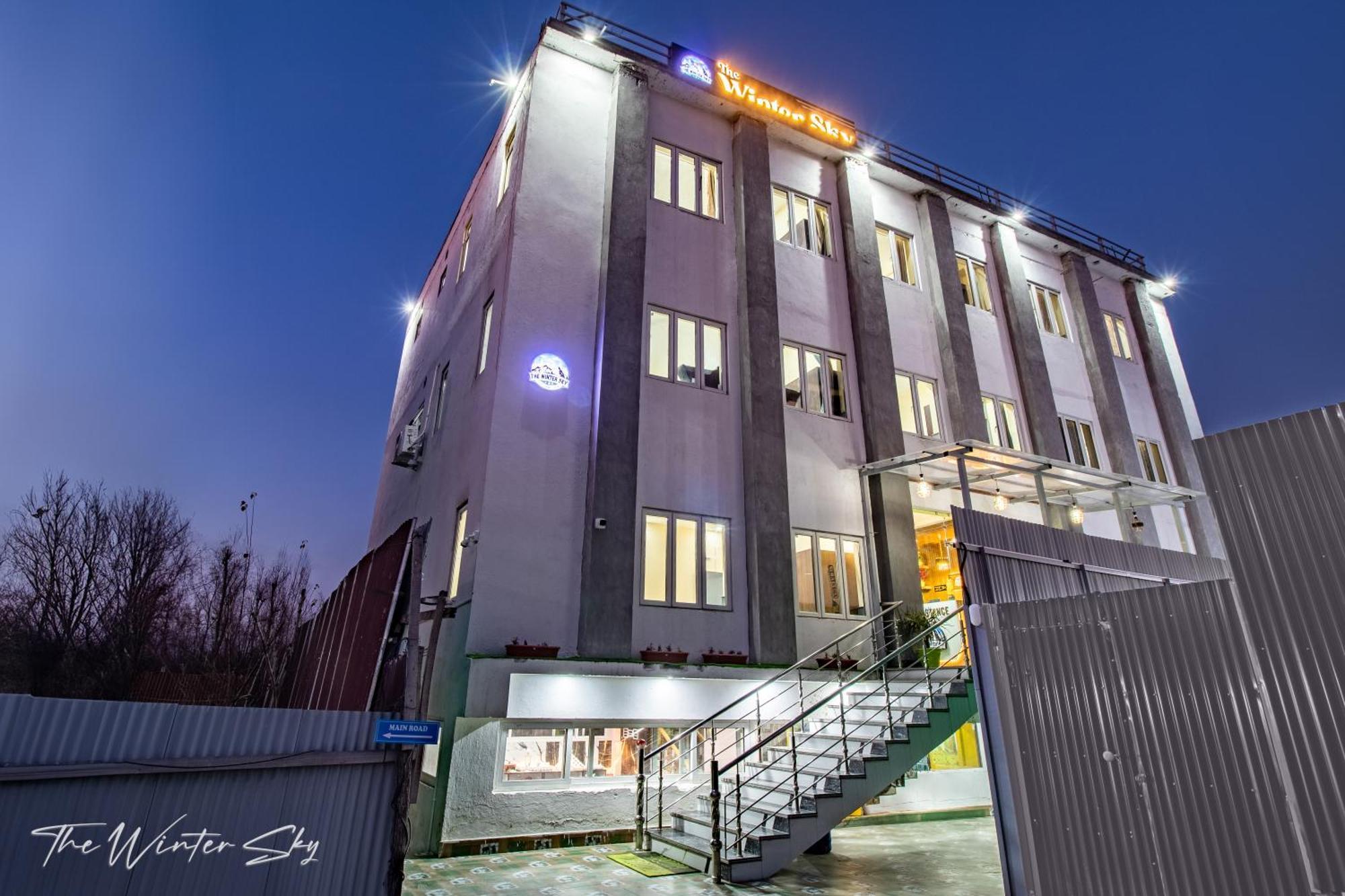 Hotel The Winter Sky Srīnagar Kültér fotó